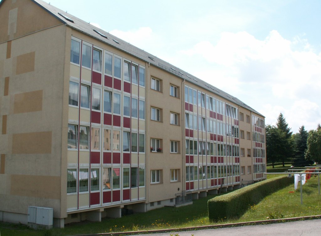 Außenaufnahme Mehrfamilienhaus Schwimmbadstraße 15 - 21, 09514 Lengefeld
